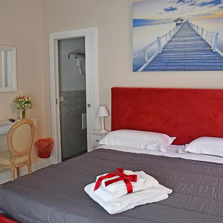 B&B Romeo Luxury Rooms カターニア エクステリア 写真