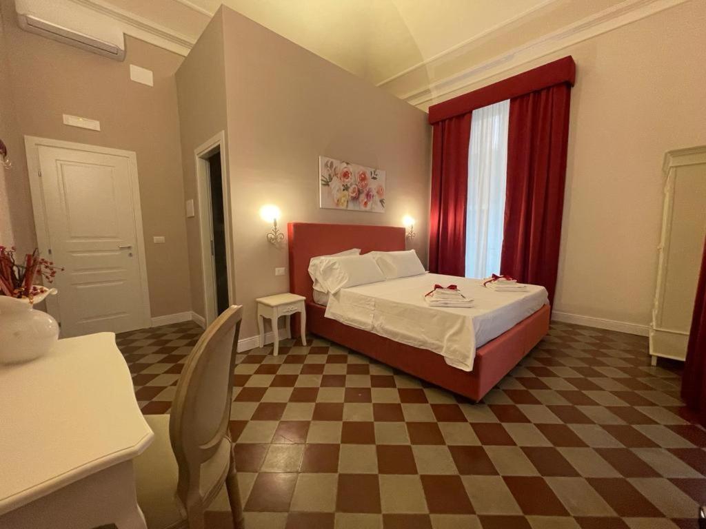 B&B Romeo Luxury Rooms カターニア エクステリア 写真