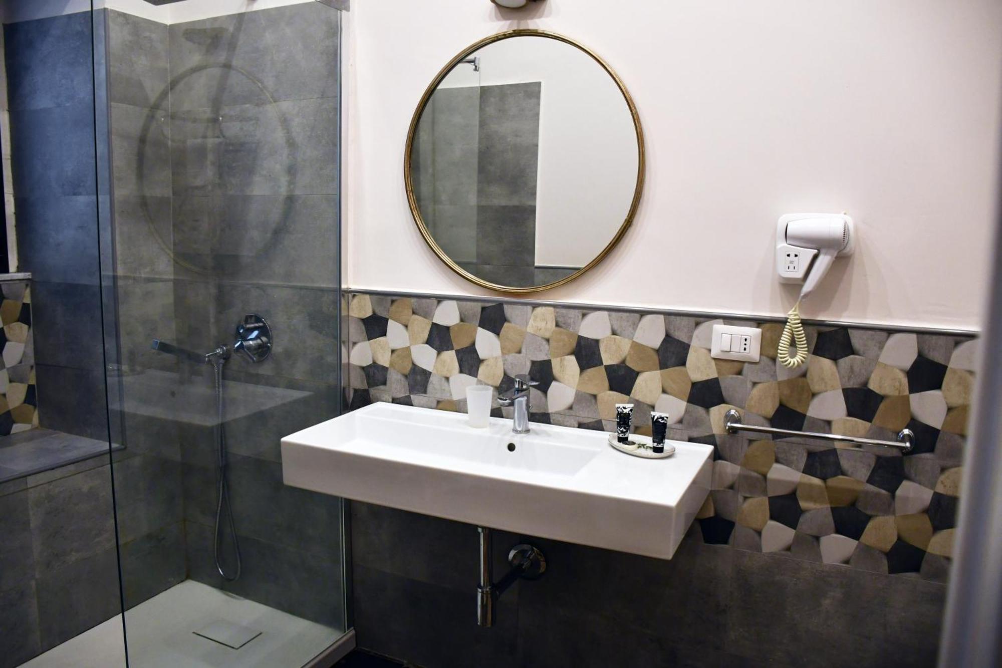 B&B Romeo Luxury Rooms カターニア エクステリア 写真